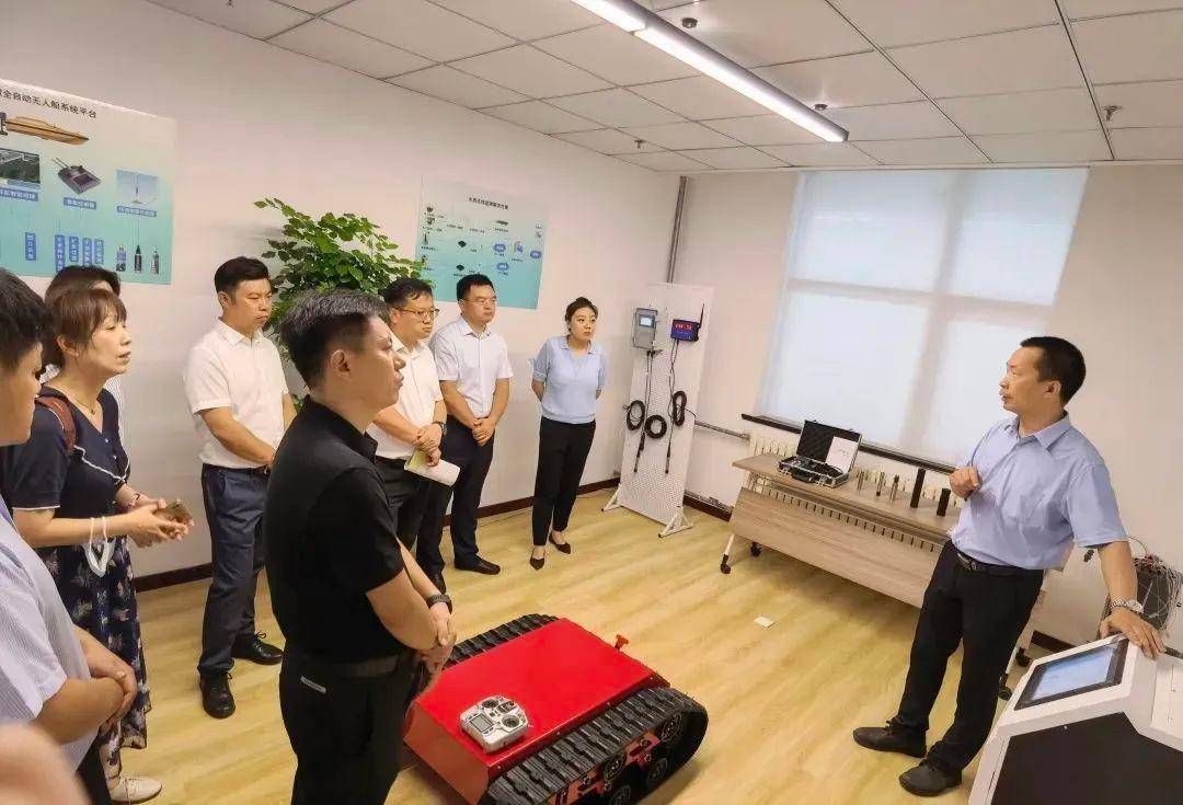 科技部21世紀(jì)議程管理中心調(diào)研組到訪創(chuàng)聯(lián)工場(chǎng)運(yùn)營海洋科技孵化器